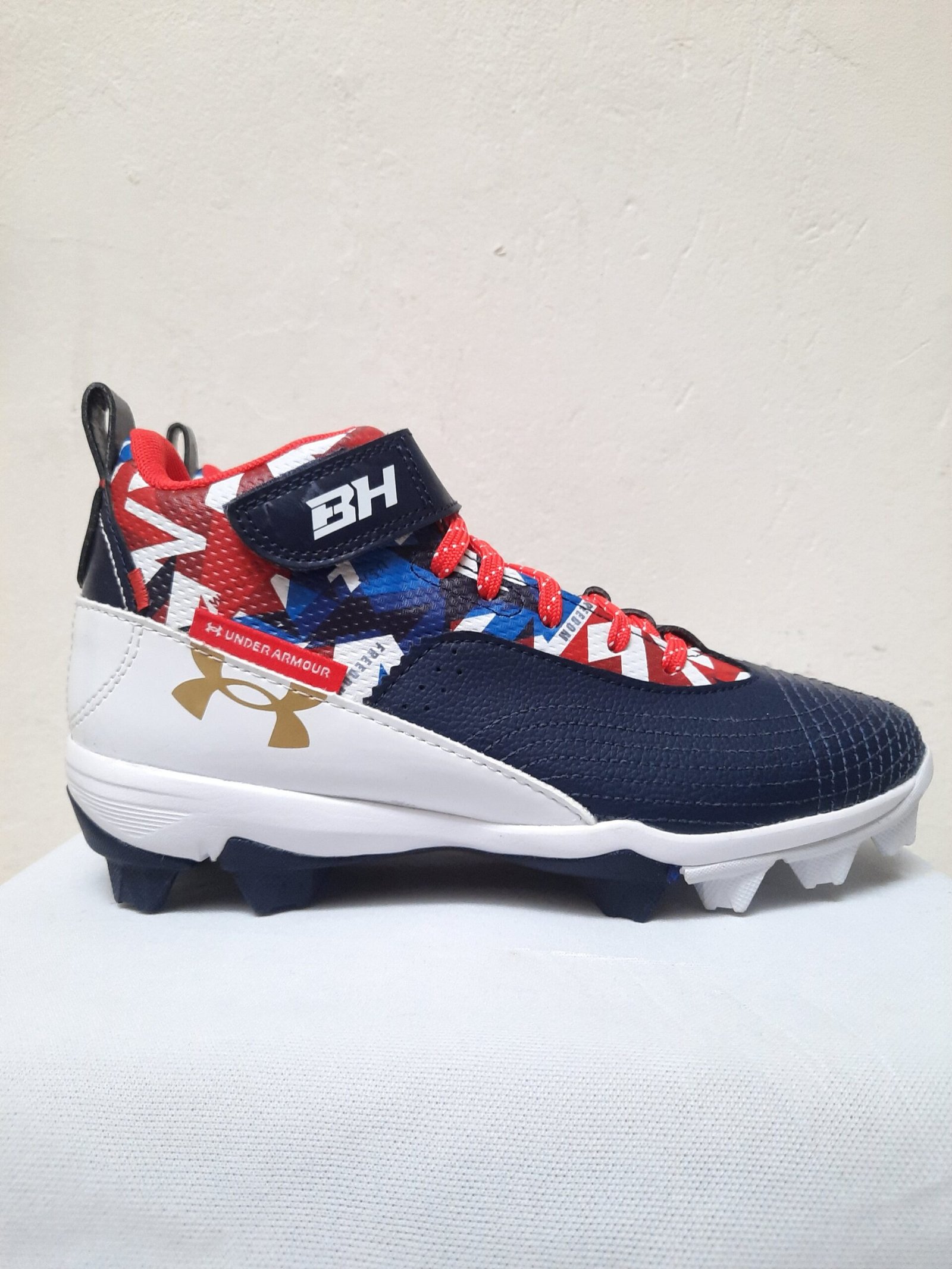 Tacos o Guayos, beisbol/softbol, 4.5Y USA, Under ArmourBH edicion limitada