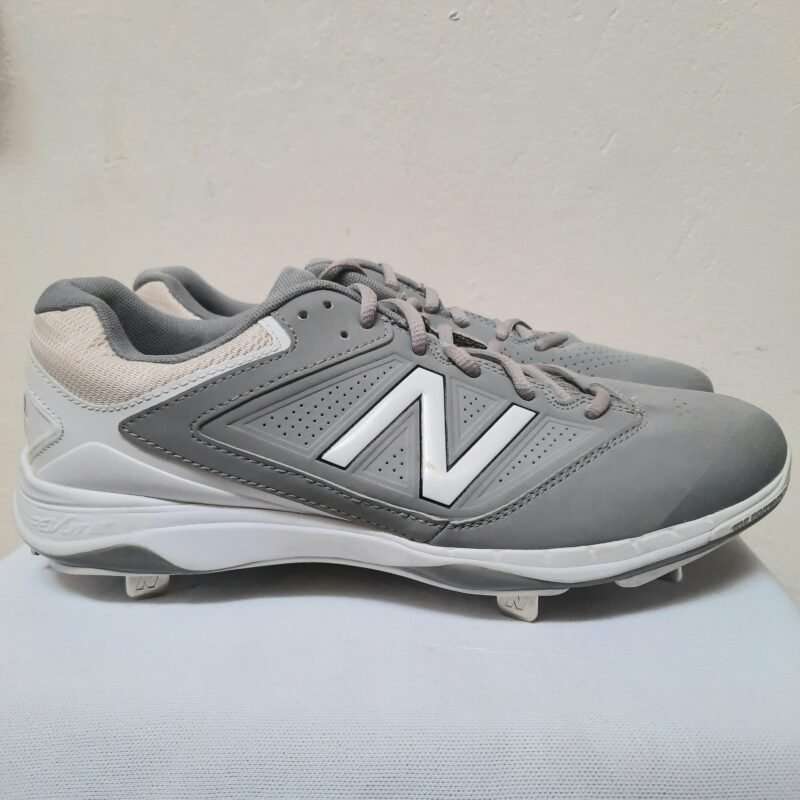 Spike o Ganchos, beisbol/softbol 10.5USA, New Balance